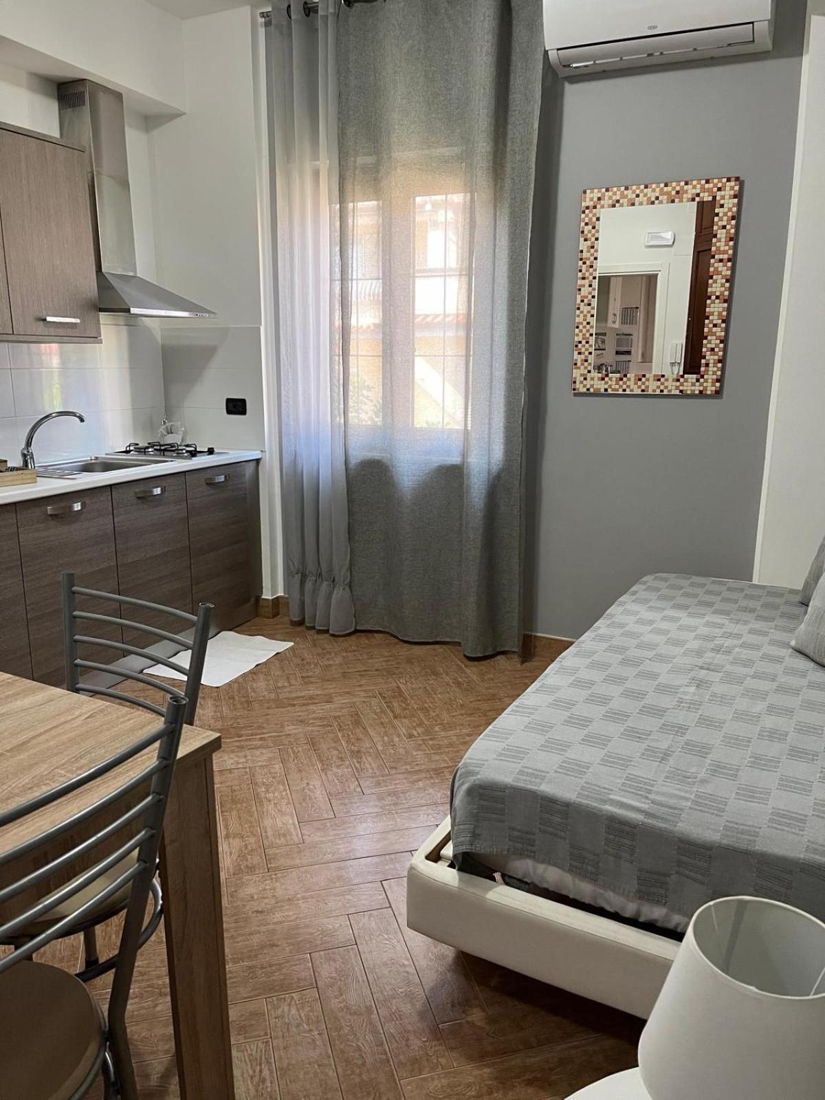 Lamezia Park Apartments Lamezia Terme Ngoại thất bức ảnh